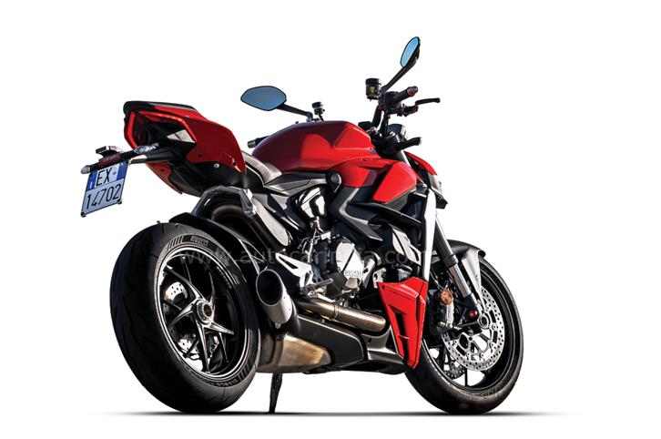 Ducati Streetfighter V2