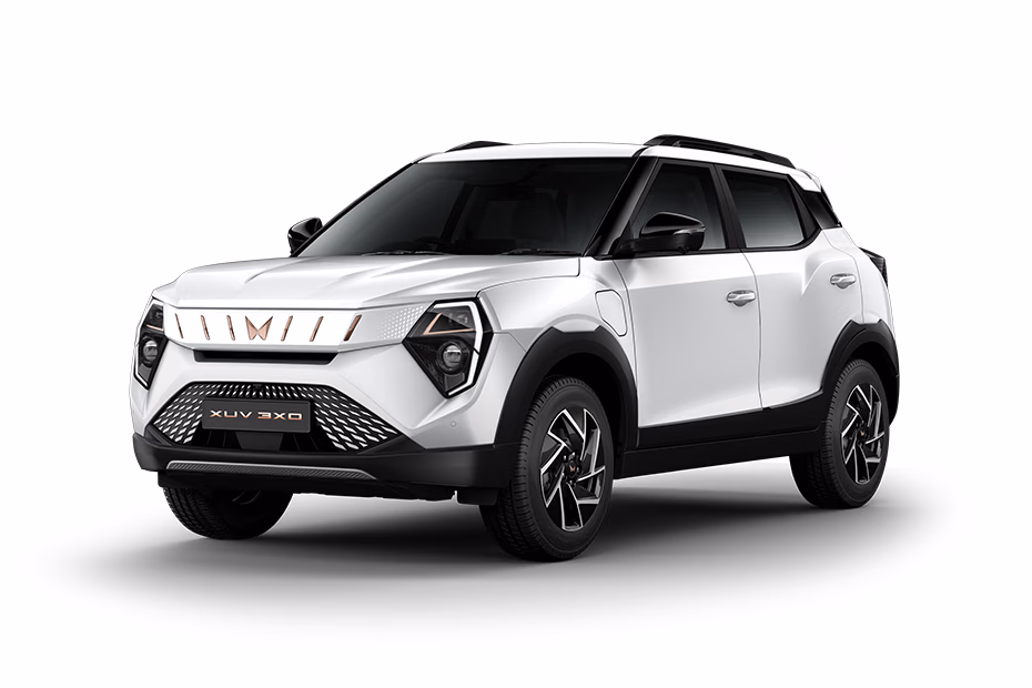 Mahindra XUV 3XO EV thumbnail 9