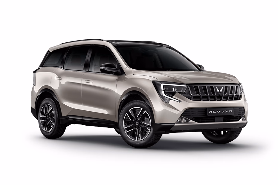 Mahindra XUV 7XO thumbnail 17