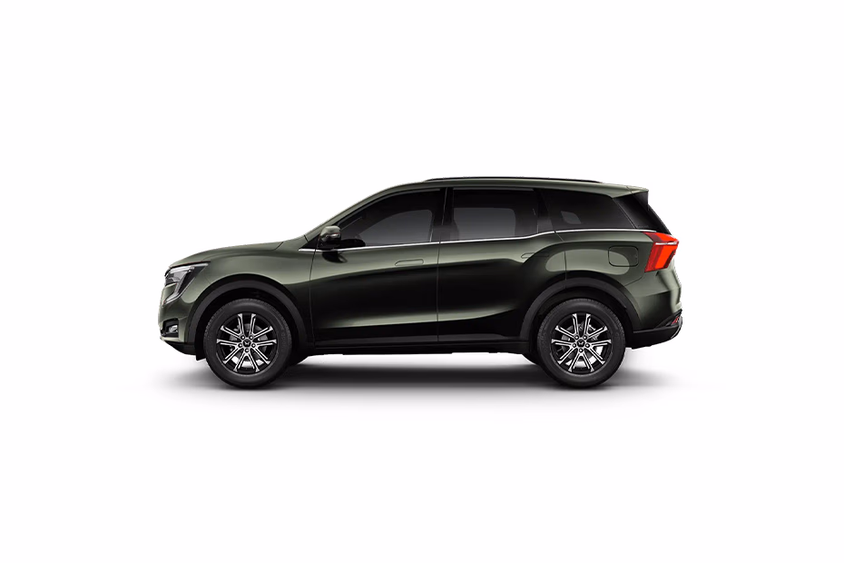 Mahindra XUV700 thumbnail 13