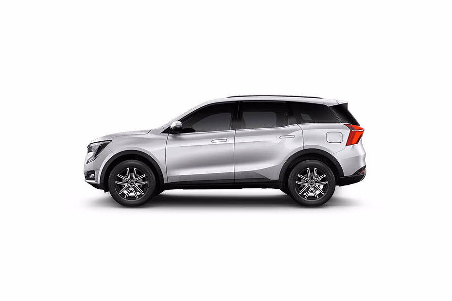 Mahindra XUV700 thumbnail 9