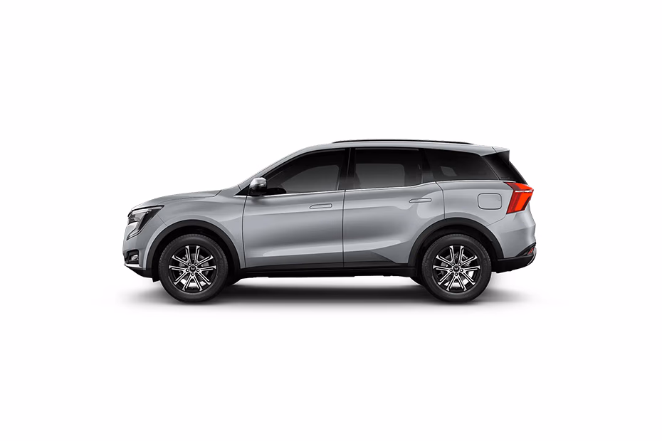 Mahindra XUV700 thumbnail 12