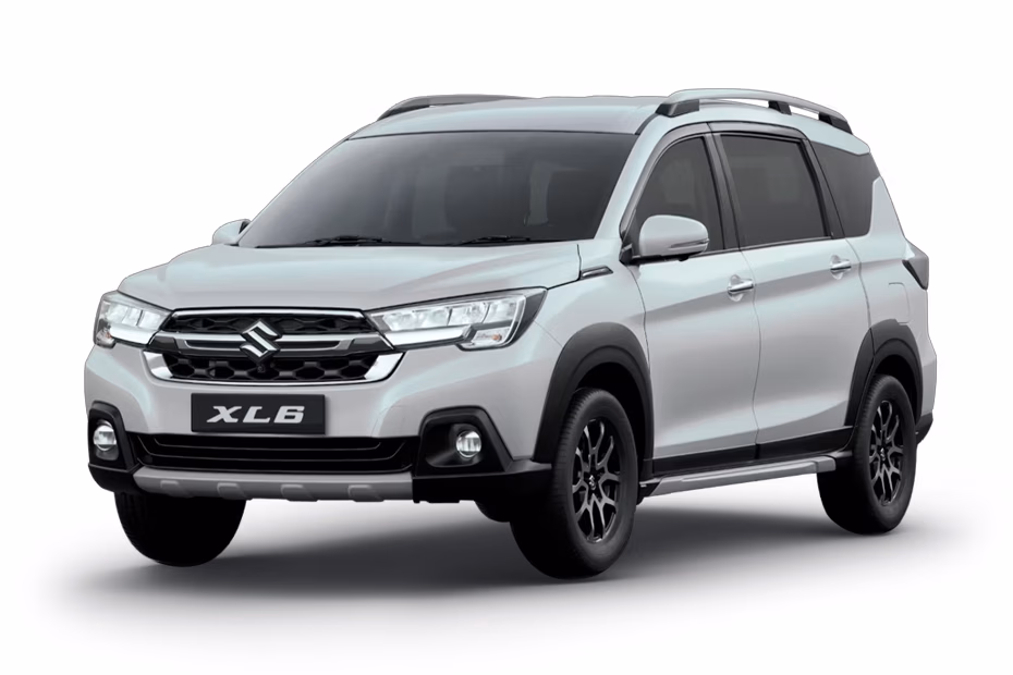 Maruti Suzuki XL6 in Arctic White
